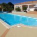 plage piscine moquette pierre